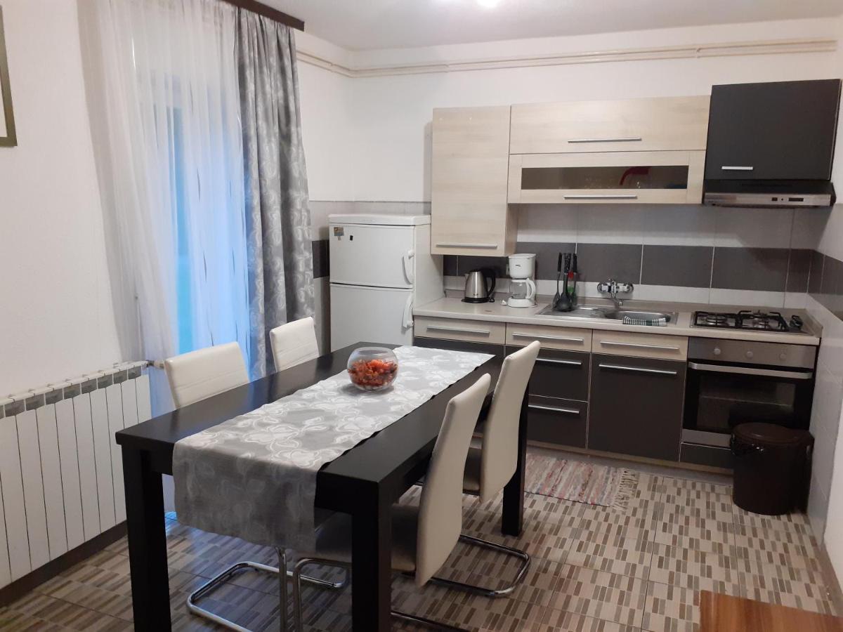 Guesthouse Blazenka Hodak Селище Дрезницко Екстериор снимка