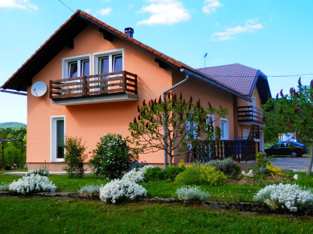 Guesthouse Blazenka Hodak Селище Дрезницко Екстериор снимка